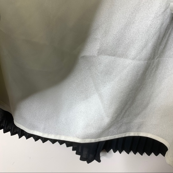 NWT PopSugar Black & Cream Pleated Midi Skirt 1X - Picture 6 of 8